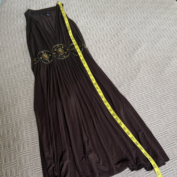 Sleeveless Brown Maxi Dress with Embellished Waist - Picture 5 of 7